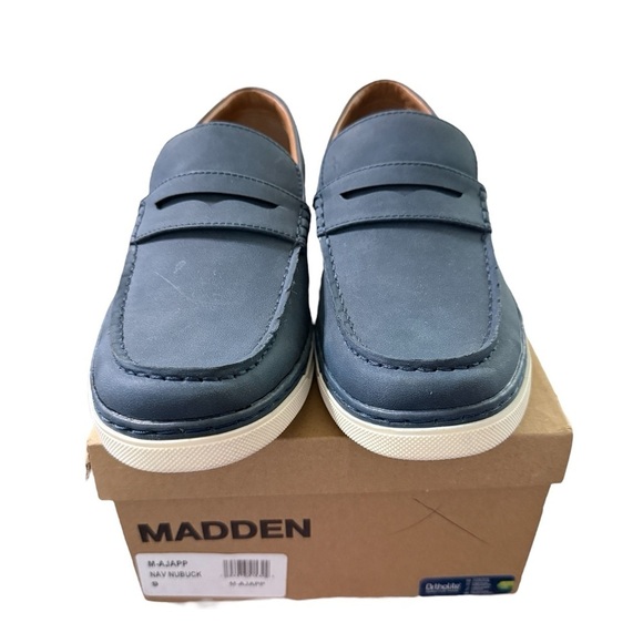 Steve Madden Navy Nubuck Loafers · Size 9 main image 3